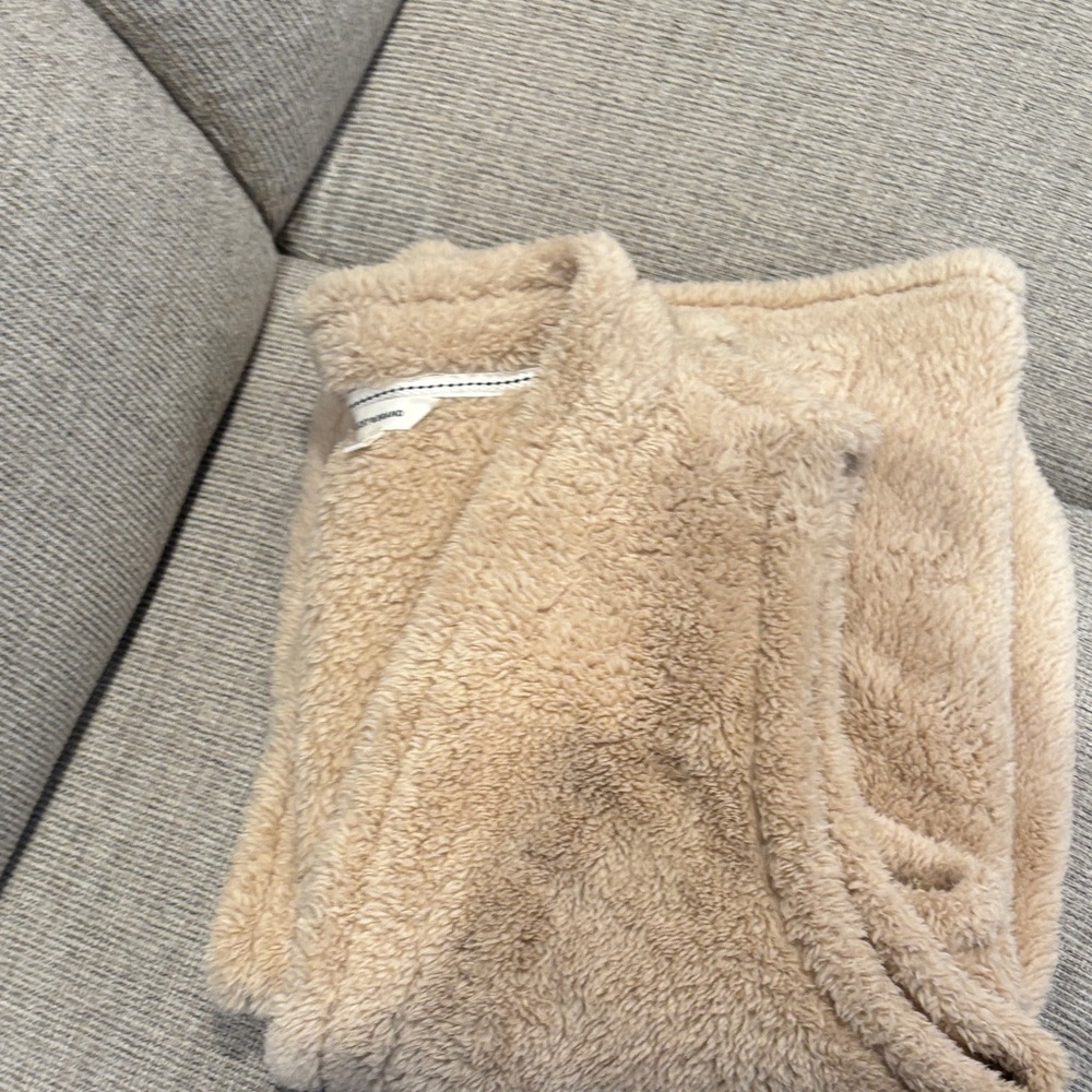 Lucky Brand Beige Fleece Vest - Picture 6 of 6